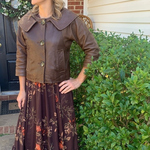 BcbgMaxazria Brown leather jacket cropped soft buttons elegant classic size XS - Picture 1 of 13